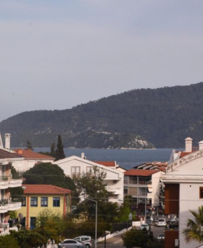 Havuz olanağı sunan deniz manzaralı,jakuzili daire